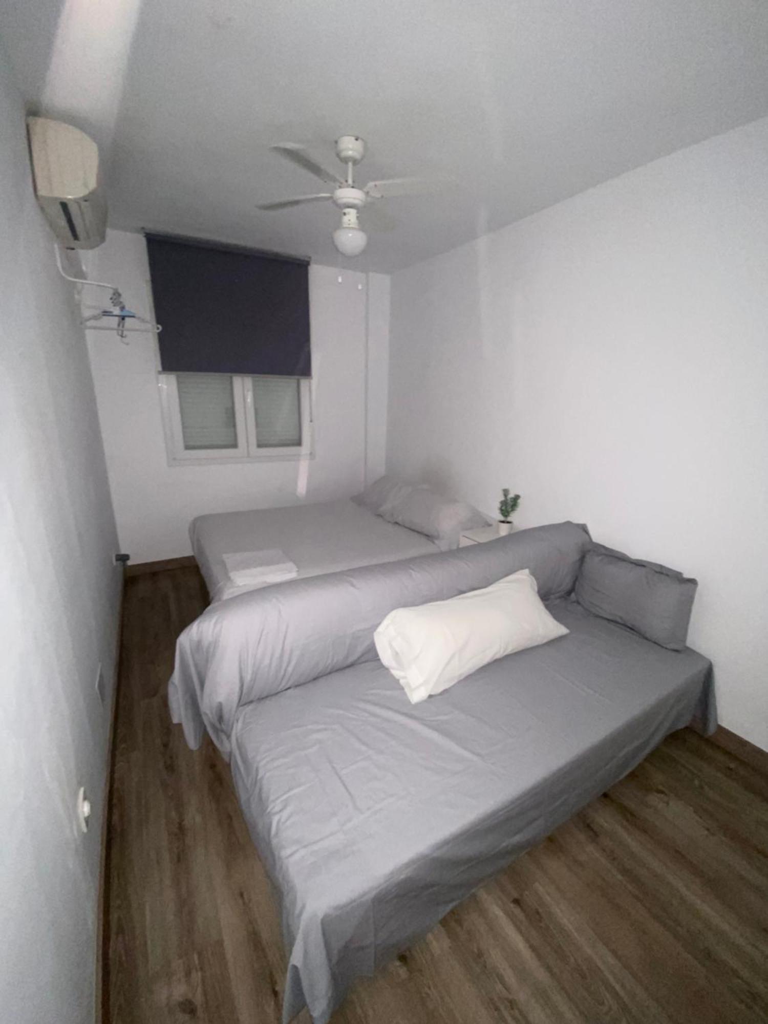 マラガPiso Vacaciones En Familia O Amigosアパートメント 部屋 写真