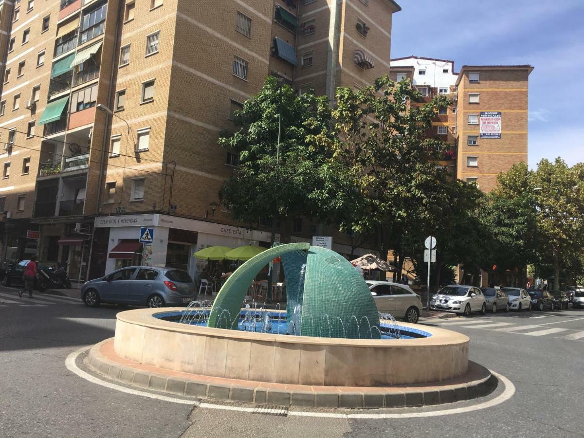 マラガPiso Vacaciones En Familia O Amigosアパートメント エクステリア 写真