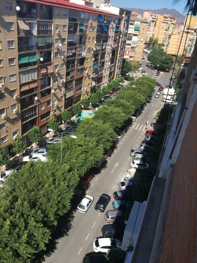マラガPiso Vacaciones En Familia O Amigosアパートメント エクステリア 写真